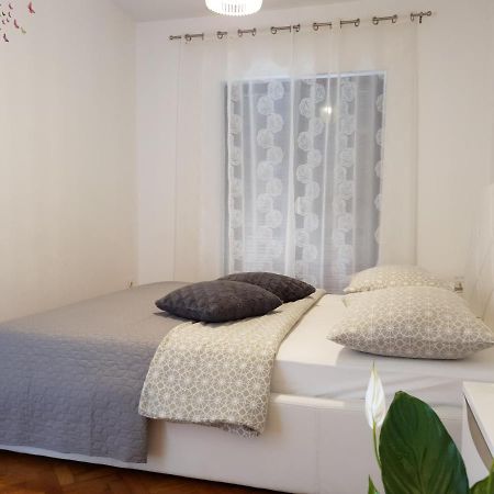 Gulin Apartments Vodice Extérieur photo