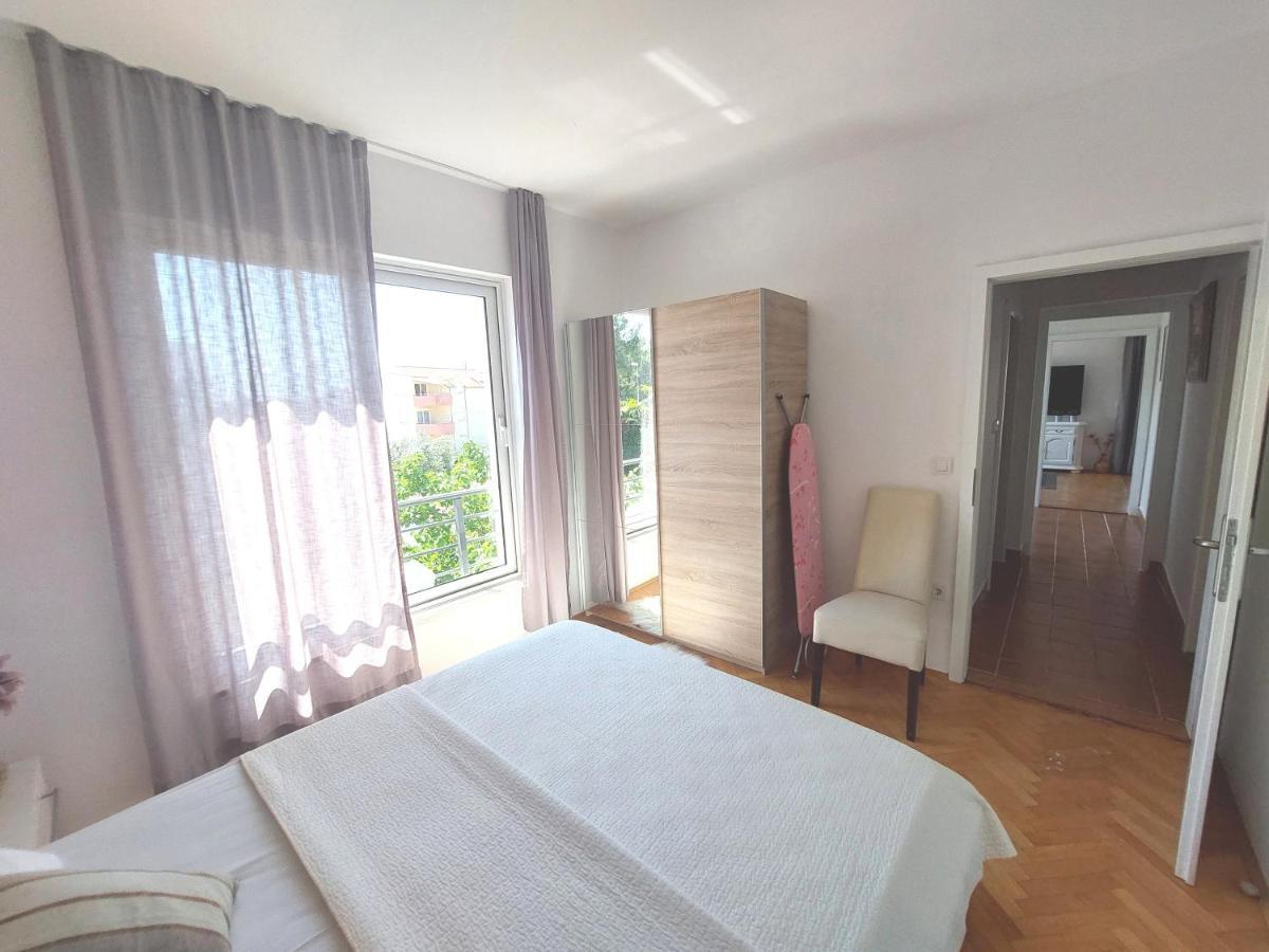 Gulin Apartments Vodice Extérieur photo