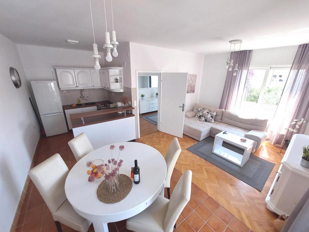 Gulin Apartments Vodice Extérieur photo