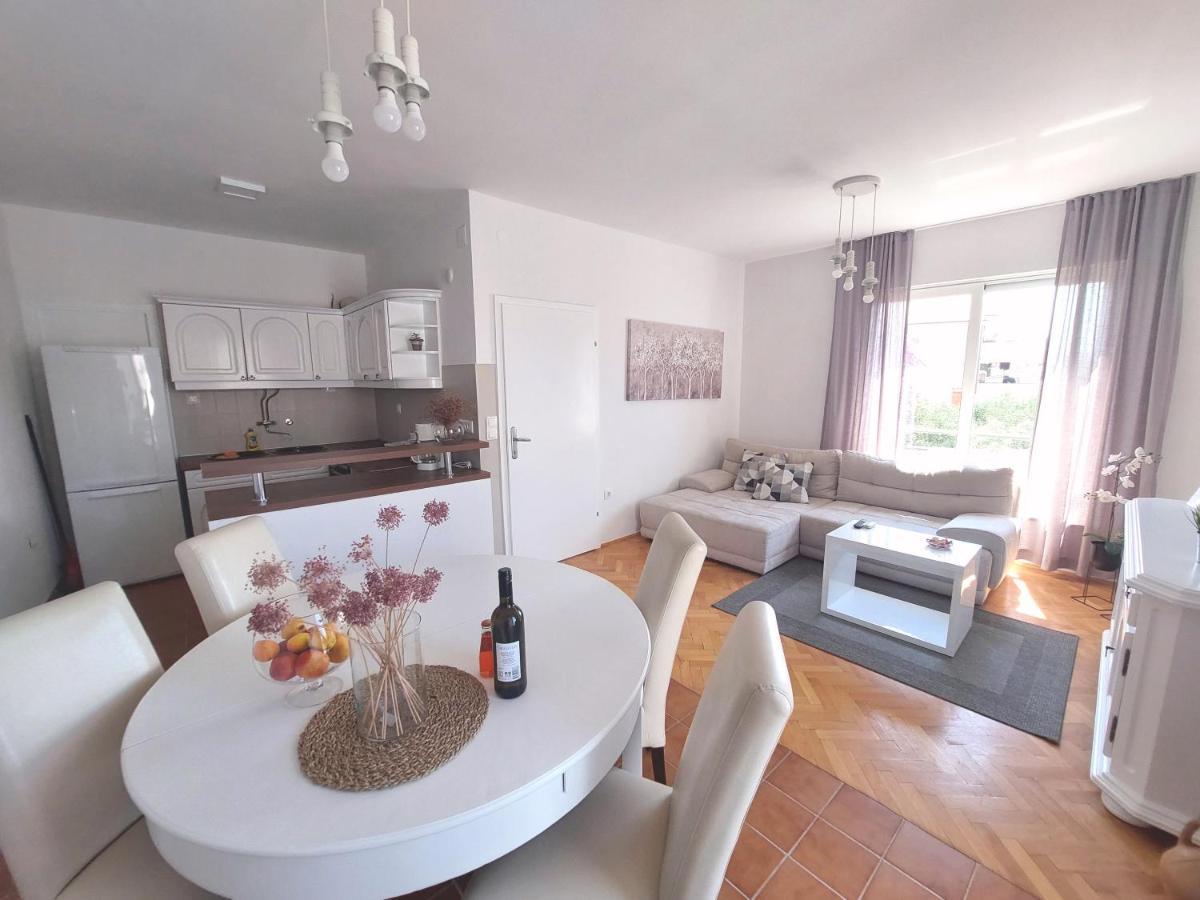 Gulin Apartments Vodice Extérieur photo